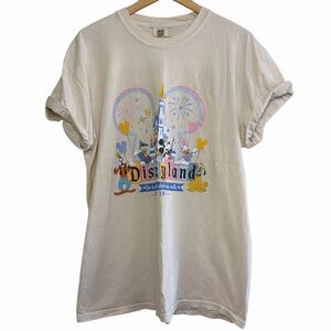 Disneyland Graphic T-Shirt Mickey Castle Comfort Colors XL